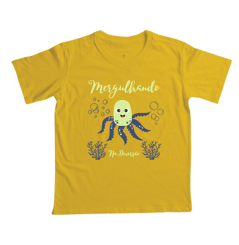 Camiseta Mergulhando na Diversão