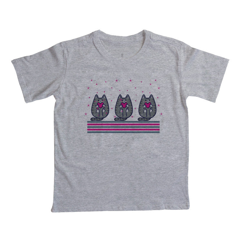 Camiseta Gatos e corações