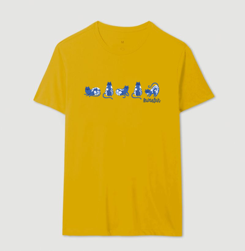 Camiseta Gatos e Flores
