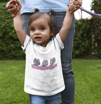 Camiseta Gatos e corações