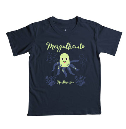 Camiseta Mergulhando na Diversão